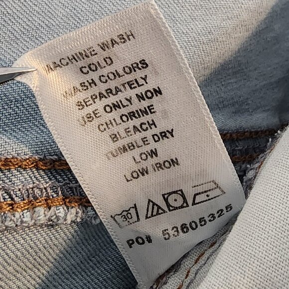 Woman Within Bermuda Shorts w/Embroidered Floral Design, Women's Size 14W - Picture 16 of 16